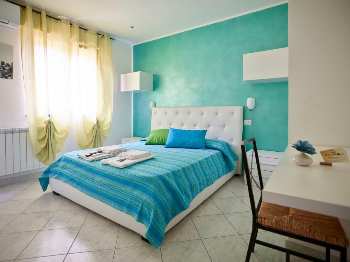 Solerosa Bed and Breakfast Fondi Εξωτερικό φωτογραφία